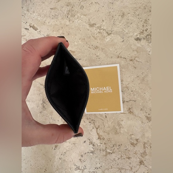 NEW! Michael Kors Slim Wallet Card Holder Leather - Picture 4 of 4